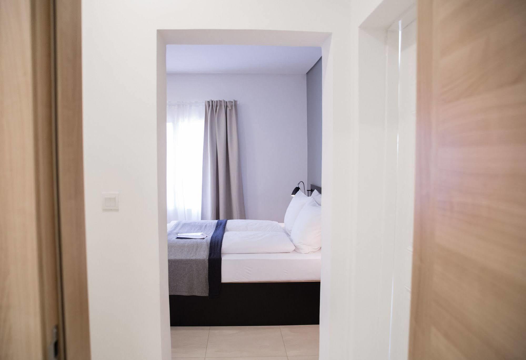 Nordic Hotel Abuja Exteriör bild