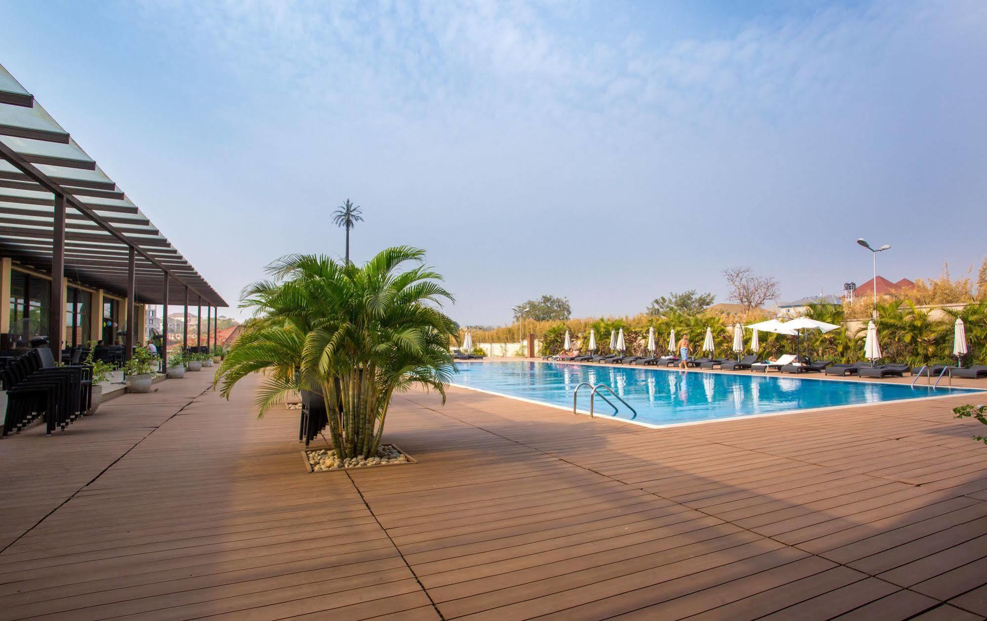 Nordic Hotel Abuja Exteriör bild